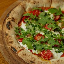 Keto pizza útifűmaghéjjal