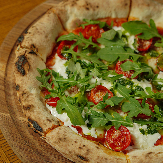 Keto pizza útifűmaghéjjal